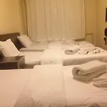 Golden Sky Hotel Oda ve Kahvaltı İstanbul