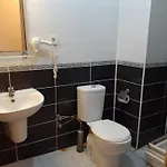 Bed & Breakfast Otel Golden Sky 2*