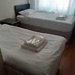 Bed & Breakfast Otel Golden Sky