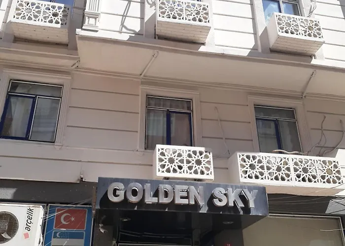 Golden Sky Hotel 2*