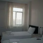 Golden Sky Hotel Couette-café 2*