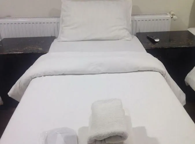 Golden Sky Hotel Bed & Breakfast